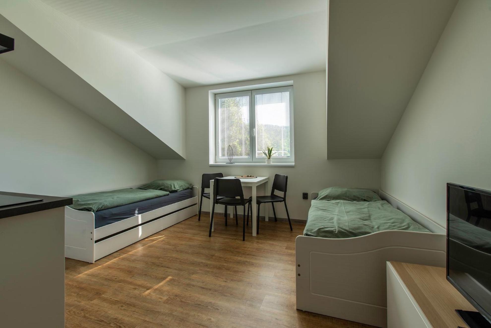 Restaurace Hotel Praha Nizbor Esterno foto